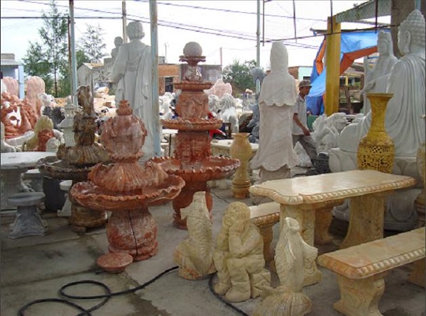 Làng đá mỹ nghệ Non Nước được công nhận là làng nghề truyền thống